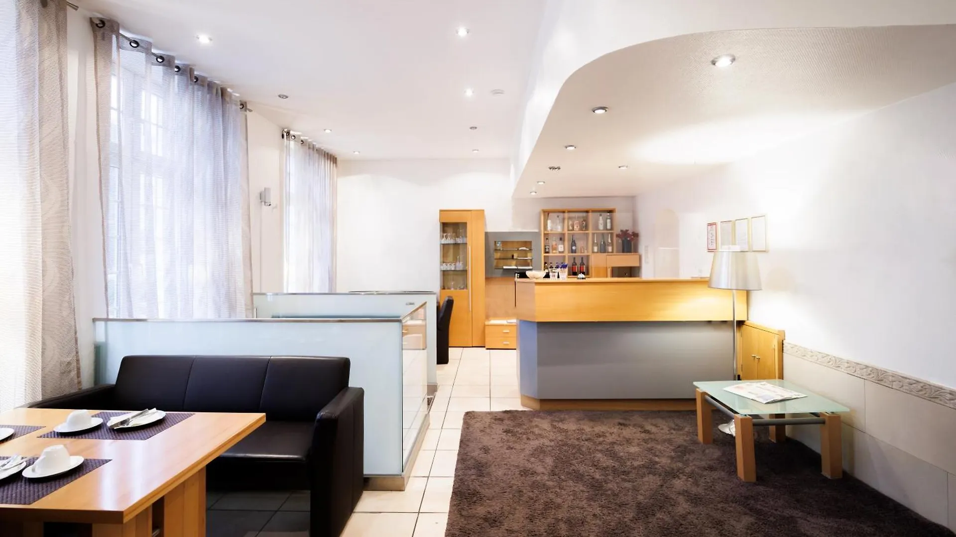 Hotelzimmer In Duesseldorf 16 Hotel Heidelberger Hof Tyskland